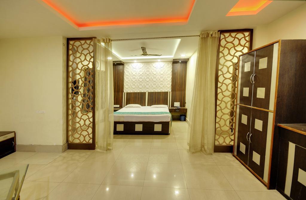 Hotel Anurag Rourkela Kültér fotó